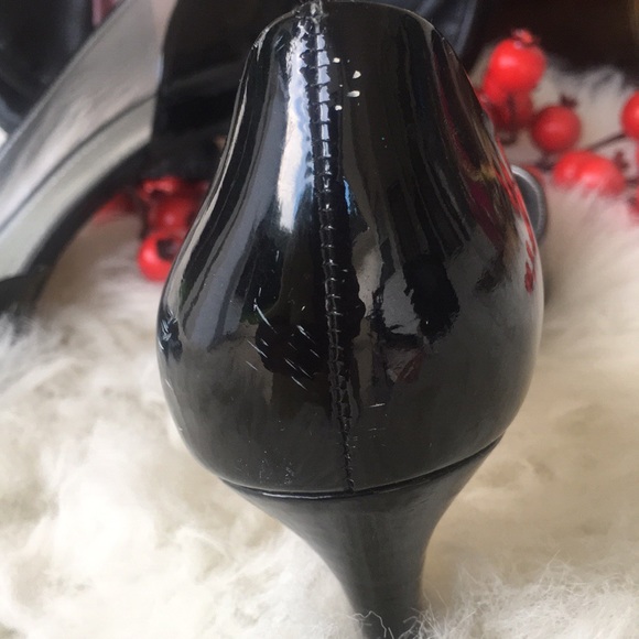 🛍👠Alex Marie Black Patent Leather Pumps - Picture 3 of 4